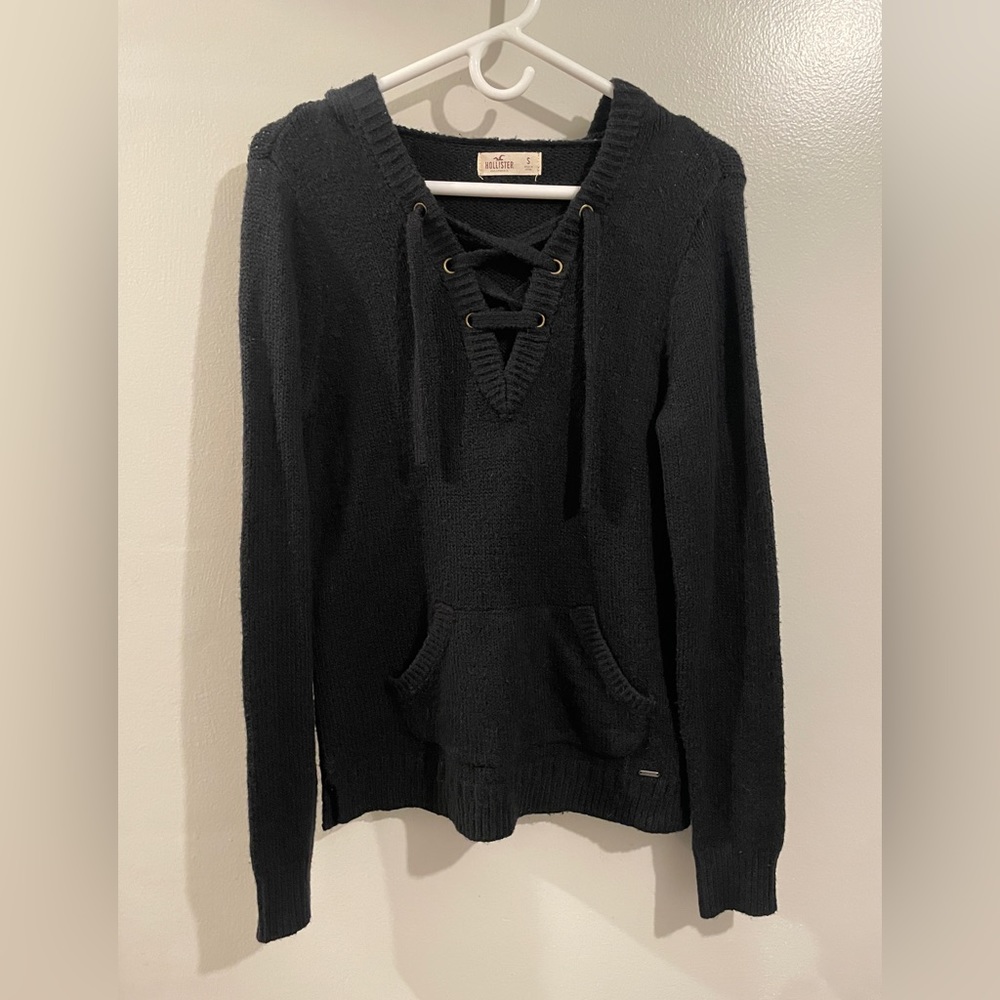 Hooded Hollister Sweater Women’s Size Small